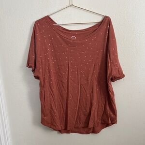 Maurices Terracotta Dotted Short Sleeve Tee
